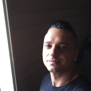 Meet your Posher, Ross